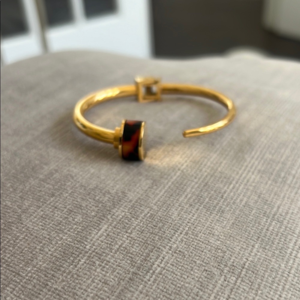 Elegant Gold and Brown bangle
